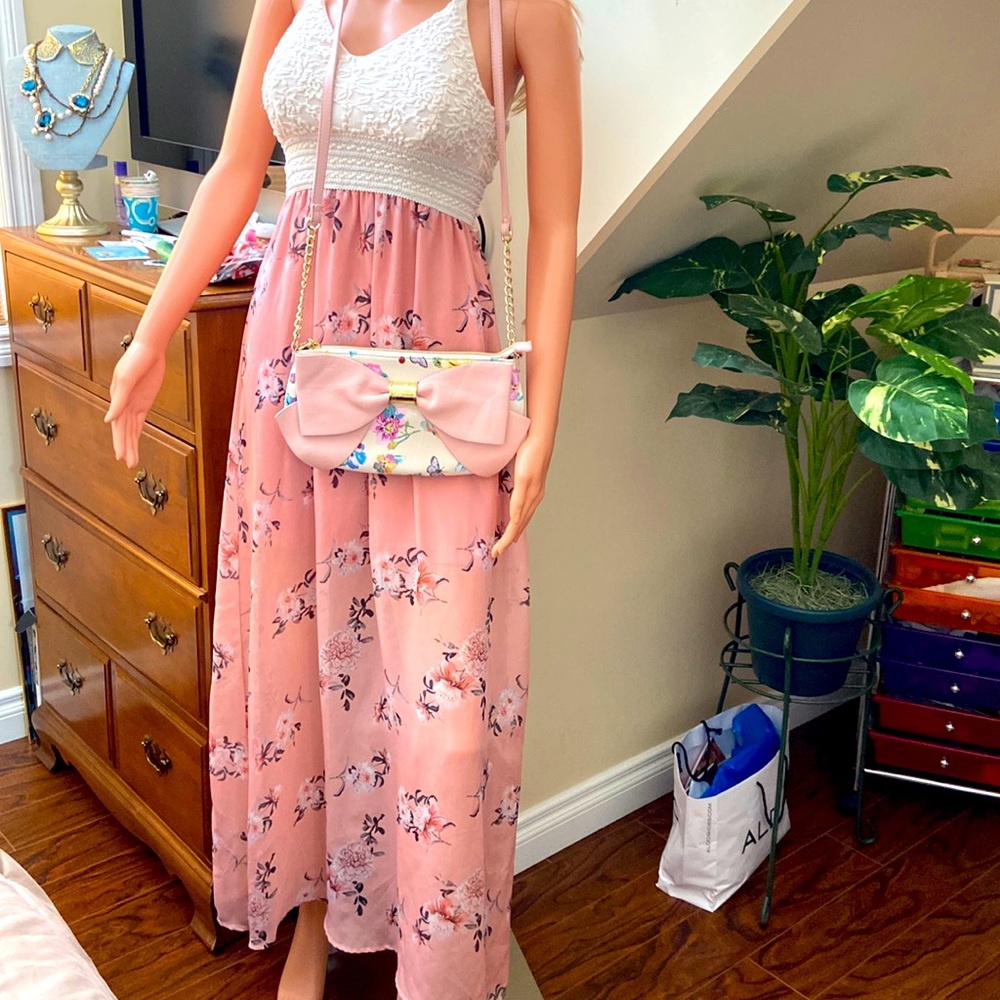 Beautiful floral spring maxi dress in size S
